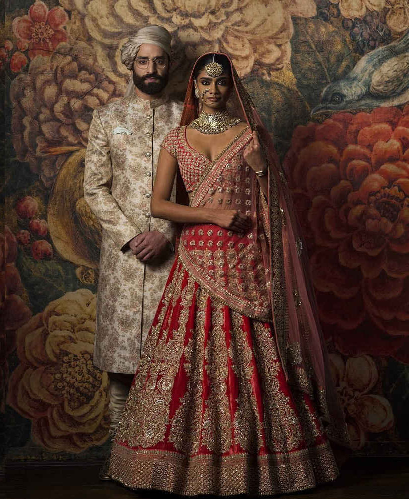 HOW TO CHOOSE BRIDAL LEHENGA ACCORDING TO YOUR BODY-TYPE - Andaaz Fashion  Blog